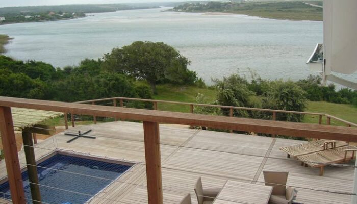 home_build_on_the_kromme_river_by_arthur_joubert_construction
